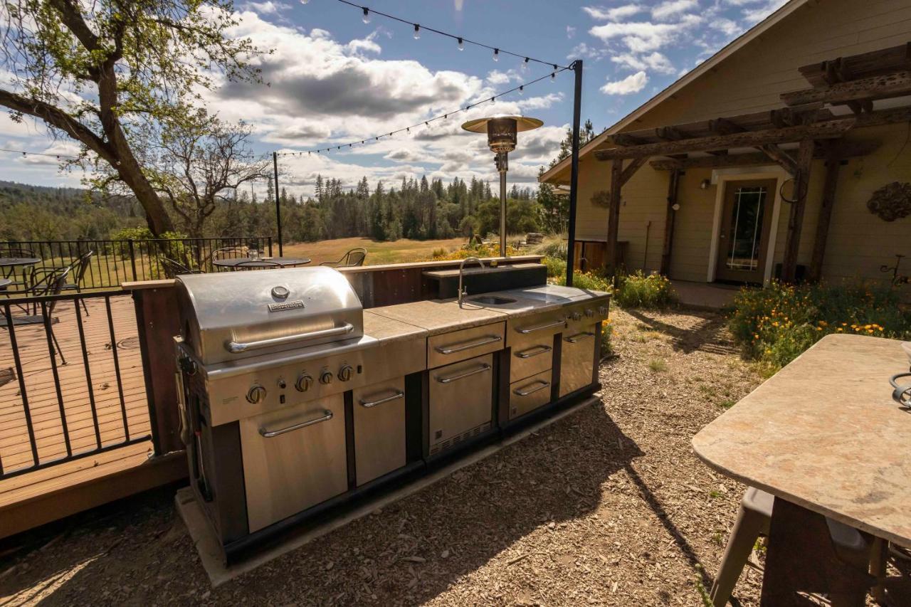 Red Tail Ranch Bed & Breakfast Groveland Exterior photo